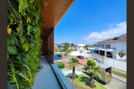 Casa de condomínio à venda com 715m², 6 quartos e 6 vagas Casa de condomínio à venda com 715m², 6 quartos e 6 vagasSuíte 1 Varanda