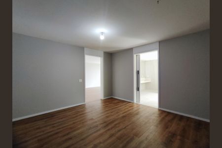 Casa de condomínio à venda com 715m², 6 quartos e 6 vagas Casa de condomínio à venda com 715m², 6 quartos e 6 vagasSuíte 1 Closet