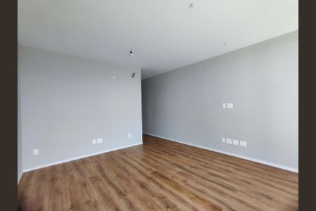 Casa de condomínio à venda com 715m², 6 quartos e 6 vagas Casa de condomínio à venda com 715m², 6 quartos e 6 vagasSuíte 4