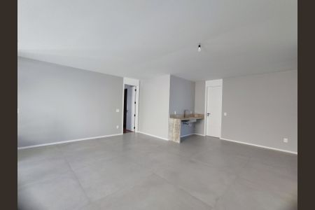 Casa de condomínio à venda com 715m², 6 quartos e 6 vagas Casa de condomínio à venda com 715m², 6 quartos e 6 vagasSala 2