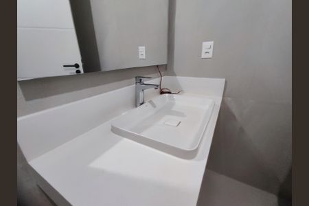 Casa de condomínio à venda com 715m², 6 quartos e 6 vagas Casa de condomínio à venda com 715m², 6 quartos e 6 vagasSuíte 5 Banheiro