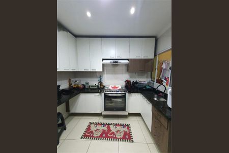 Casa à venda com 62m², 3 quartos e 1 vaga