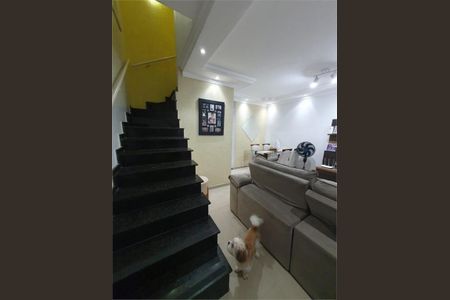 Casa à venda com 62m², 3 quartos e 1 vaga