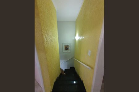 Casa à venda com 62m², 3 quartos e 1 vaga