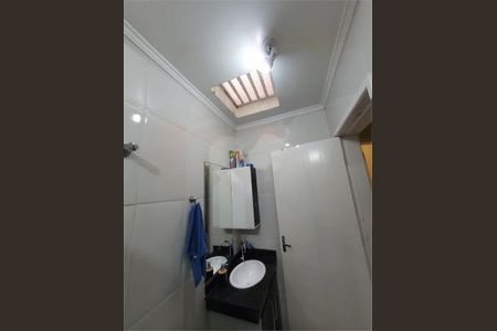 Casa à venda com 62m², 3 quartos e 1 vaga