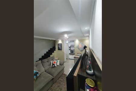 Casa à venda com 62m², 3 quartos e 1 vaga