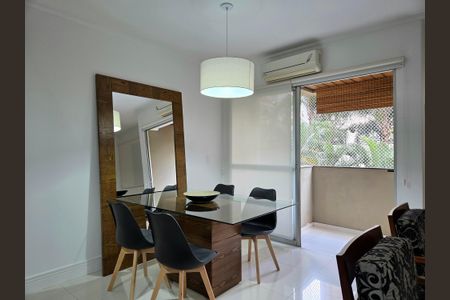 Apartamento para alugar com 80m², 2 quartos e 2 vagasSala de Jantar