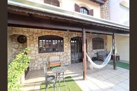 Casa à venda com 484m², 4 quartos e 5 vagas