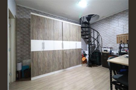 Casa à venda com 484m², 4 quartos e 5 vagas