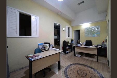 Casa à venda com 484m², 4 quartos e 5 vagas