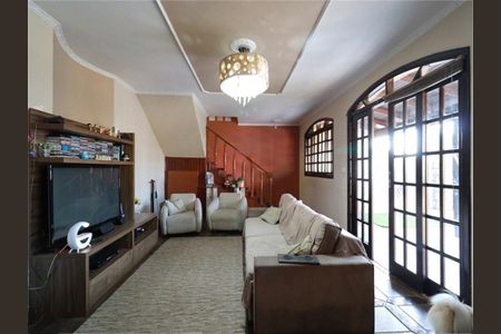 Casa à venda com 484m², 4 quartos e 5 vagas