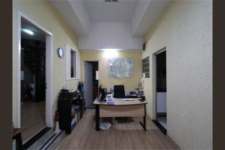 Casa à venda com 484m², 4 quartos e 5 vagas