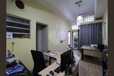 Casa à venda com 484m², 4 quartos e 5 vagas