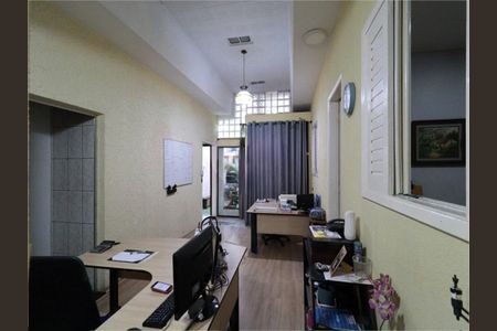 Casa à venda com 484m², 4 quartos e 5 vagas