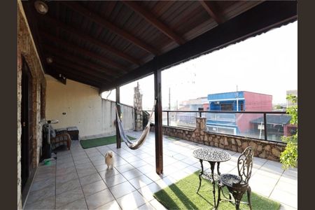 Casa à venda com 484m², 4 quartos e 5 vagas