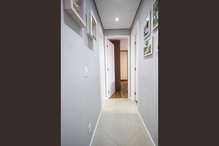 Apartamento à venda com 58m², 2 quartos e 1 vagaCorredor