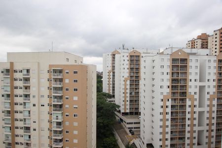 Vista da Varanda da Sala de apartamento à venda com 2 quartos, 58m² em Jardim Henriqueta, Taboão da Serra