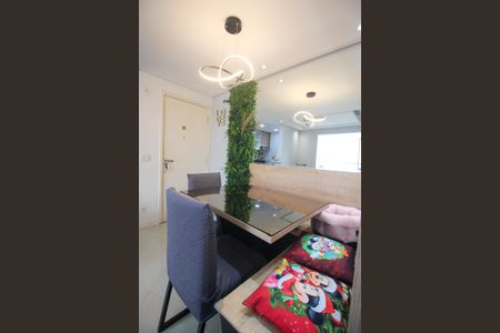 Sala de apartamento à venda com 2 quartos, 58m² em Jardim Henriqueta, Taboão da Serra