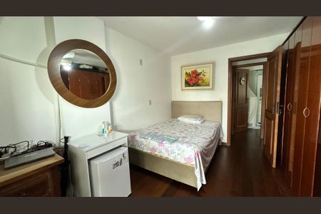 Apartamento à venda com 118m², 3 quartos e 2 vagas Apartamento à venda com 118m², 3 quartos e 2 vagasQuarto 1