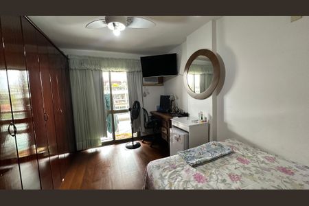 Apartamento à venda com 118m², 3 quartos e 2 vagas Apartamento à venda com 118m², 3 quartos e 2 vagasQuarto 1