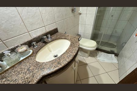 Apartamento à venda com 118m², 3 quartos e 2 vagas Apartamento à venda com 118m², 3 quartos e 2 vagasBanheiro Social