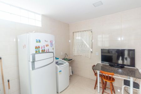 Casa para alugar com 100m², 1 quarto e 1 vaga Casa para alugar com 100m², 1 quarto e 1 vagaCozinha e Área de Serviço