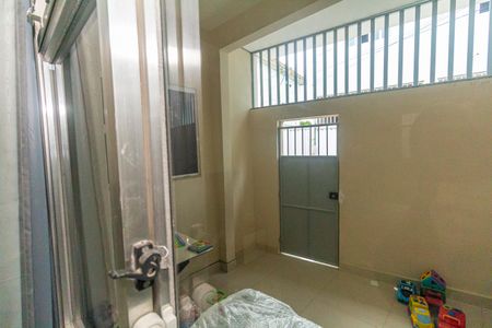 Casa para alugar com 100m², 1 quarto e 1 vaga Casa para alugar com 100m², 1 quarto e 1 vagaVaranda