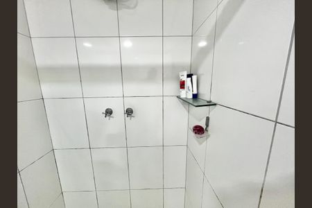 Apartamento à venda com 55m², 2 quartos e 1 vaga Apartamento à venda com 55m², 2 quartos e 1 vagaBanheiro da Suíte