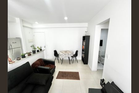 Sala de apartamento à venda com 2 quartos, 55m² em Jardim das Laranjeiras, São Paulo