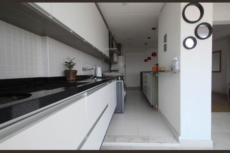 Apartamento à venda com 74m², 2 quartos e 2 vagas