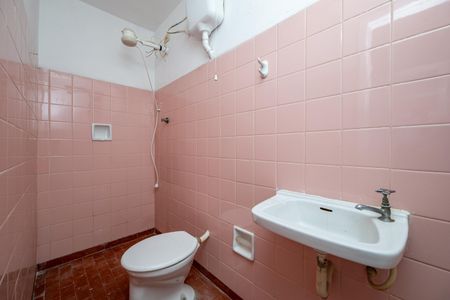 Casa à venda com 155m², 3 quartos e 2 vagasBanheiro de serviço