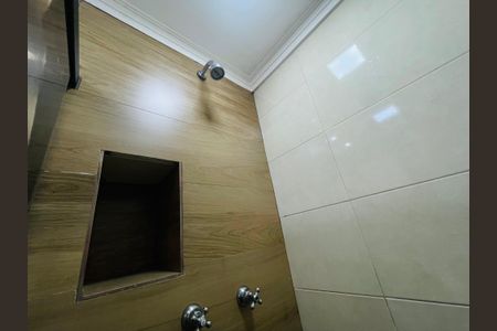 Apartamento à venda com 45m², 2 quartos e 1 vaga Apartamento à venda com 45m², 2 quartos e 1 vagaBanheiro