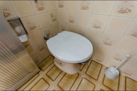 Casa à venda com 99m², 2 quartos e 1 vaga Casa à venda com 99m², 2 quartos e 1 vagaBanheiro de serviço