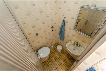 Casa à venda com 99m², 2 quartos e 1 vaga Casa à venda com 99m², 2 quartos e 1 vagaBanheiro de serviço