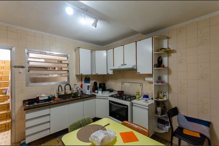 Casa à venda com 99m², 2 quartos e 1 vaga Casa à venda com 99m², 2 quartos e 1 vagaCozinha