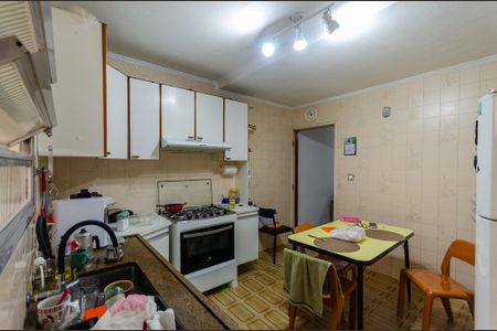 Casa à venda com 99m², 2 quartos e 1 vaga Casa à venda com 99m², 2 quartos e 1 vagaCozinha