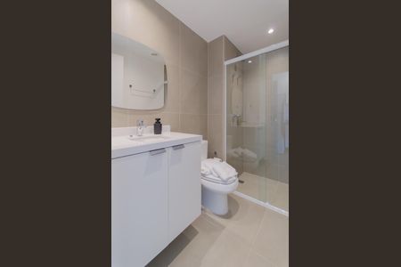 Banheiro de kitnet/studio à venda com 1 quarto, 27m² em Vila Firmiano Pinto, São Paulo