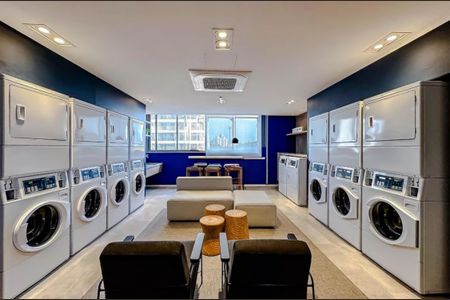Studio para alugar com 27m², 1 quarto e sem vaga Studio para alugar com 27m², 1 quarto e sem vagaÁrea comum - Lavanderia