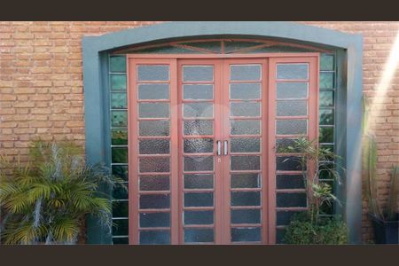 Casa à venda com 139m², 3 quartos e 2 vagas