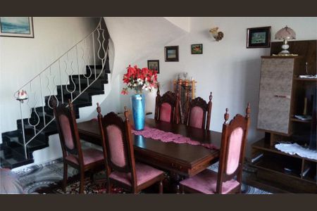 Casa à venda com 3 quartos, 139m² em Vila das Belezas, São Paulo