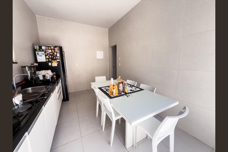 Casa à venda com 110m², 2 quartos e 1 vagaCozinha