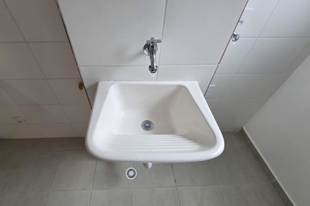 Apartamento à venda com 49m², 2 quartos e 1 vaga Apartamento à venda com 49m², 2 quartos e 1 vagaÁrea de Serviço