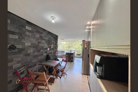 Apartamento à venda com 101m², 3 quartos e 2 vagasCozinha