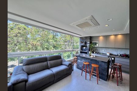 Apartamento à venda com 101m², 3 quartos e 2 vagasVaranda