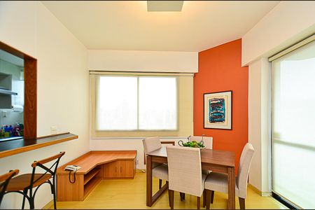 Sala Ambientes de apartamento para alugar com 1 quarto, 50m² em Funcionários, Belo Horizonte