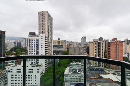 Varanda de apartamento para alugar com 1 quarto, 50m² em Funcionários, Belo Horizonte