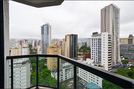 Varanda de apartamento para alugar com 1 quarto, 50m² em Funcionários, Belo Horizonte