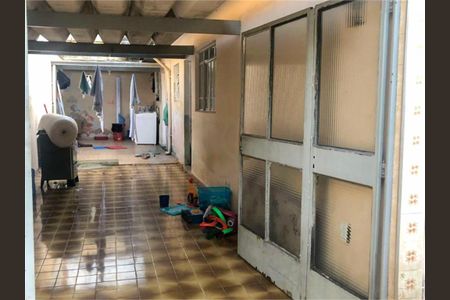 Casa à venda com 2 quartos, 120m² em Vila Mangalot, São Paulo