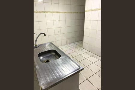 Casa à venda com 2 quartos, 120m² em Vila Mangalot, São Paulo