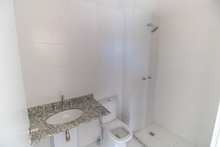 Apartamento à venda com 201m², 3 quartos e 2 vagas Apartamento à venda com 201m², 3 quartos e 2 vagasBanheiro da Suíte 3